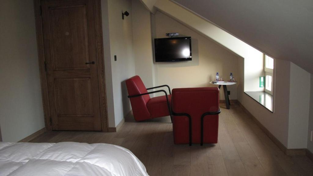Hotel Guesthouse Begijnhof Лёвен Экстерьер фото
